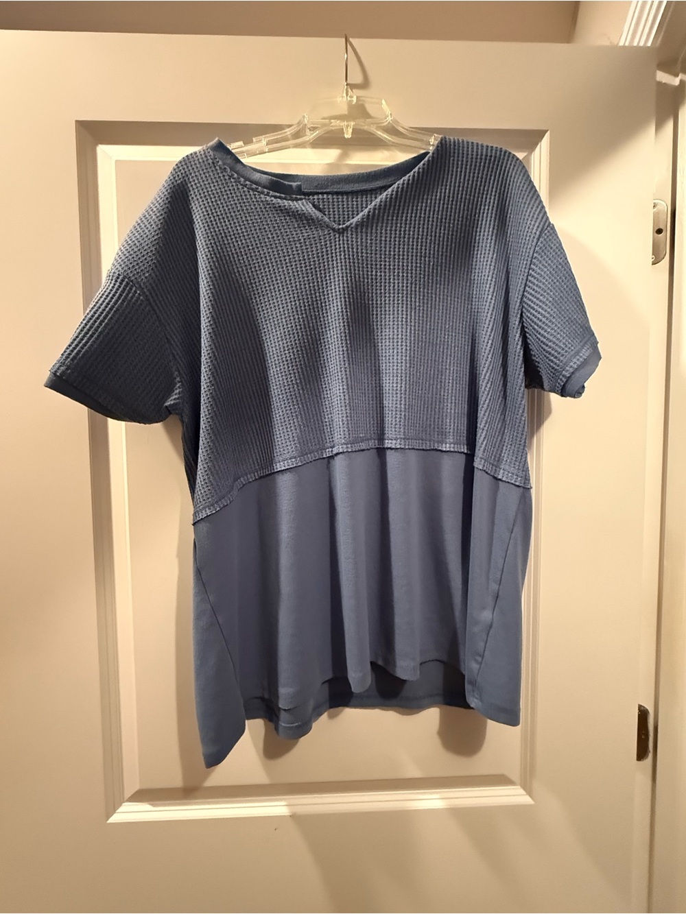 Blue Short-Sleeve Mixed-Texture Women's Top